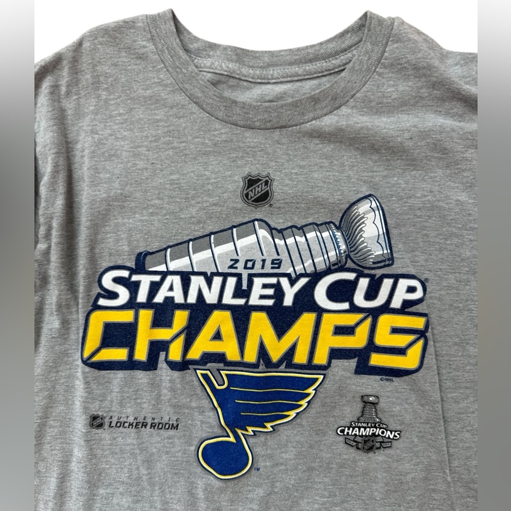 St Louis Blues 2019 Stanley Cup Champs Youth Boys T Shirt Size Large Gray‎ NHL